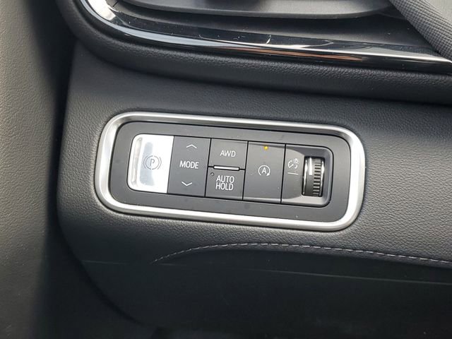 Certified 2025 Buick Enclave Sport Touring w/ Power Package AWD/4WD image 21