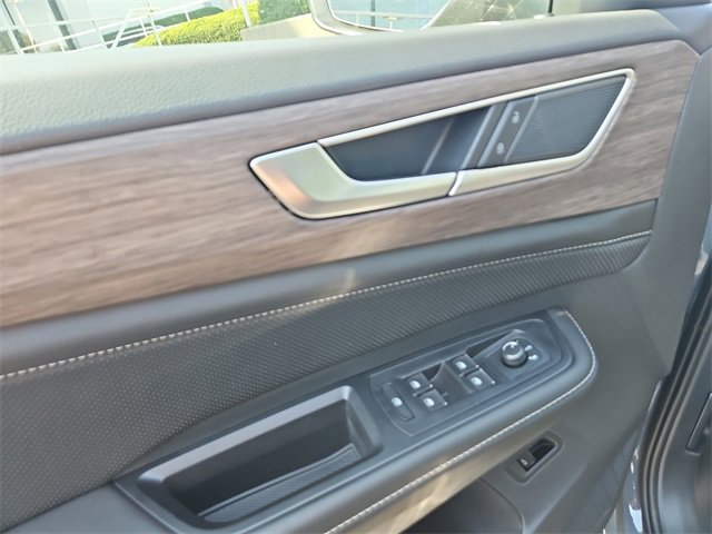 New 2026 Volkswagen Atlas SEL image 11
