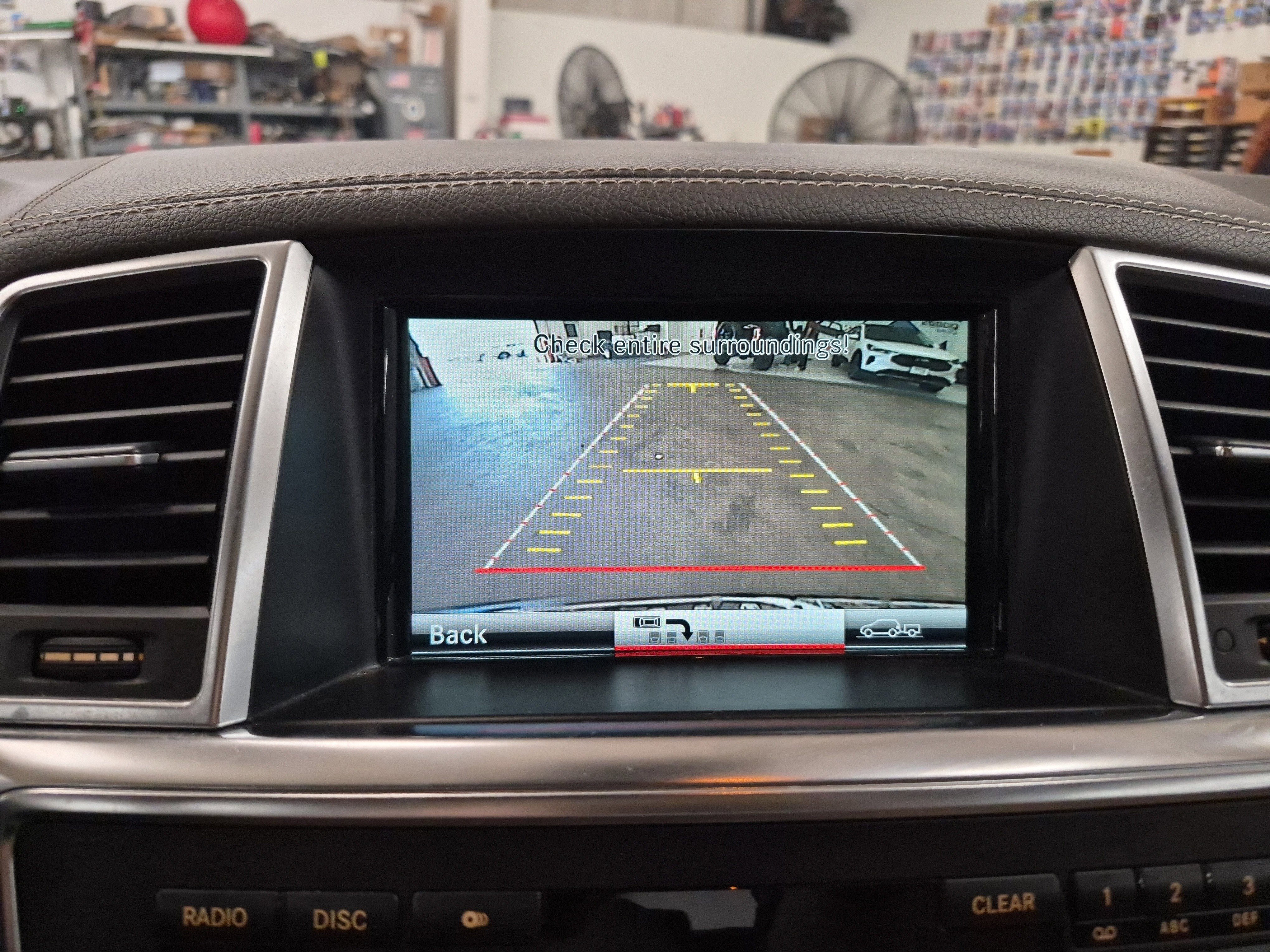 Used 2014 Mercedes-Benz GL 450 4MATIC image 39