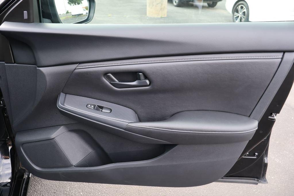 Used 2024 Nissan Sentra S FWD image 16