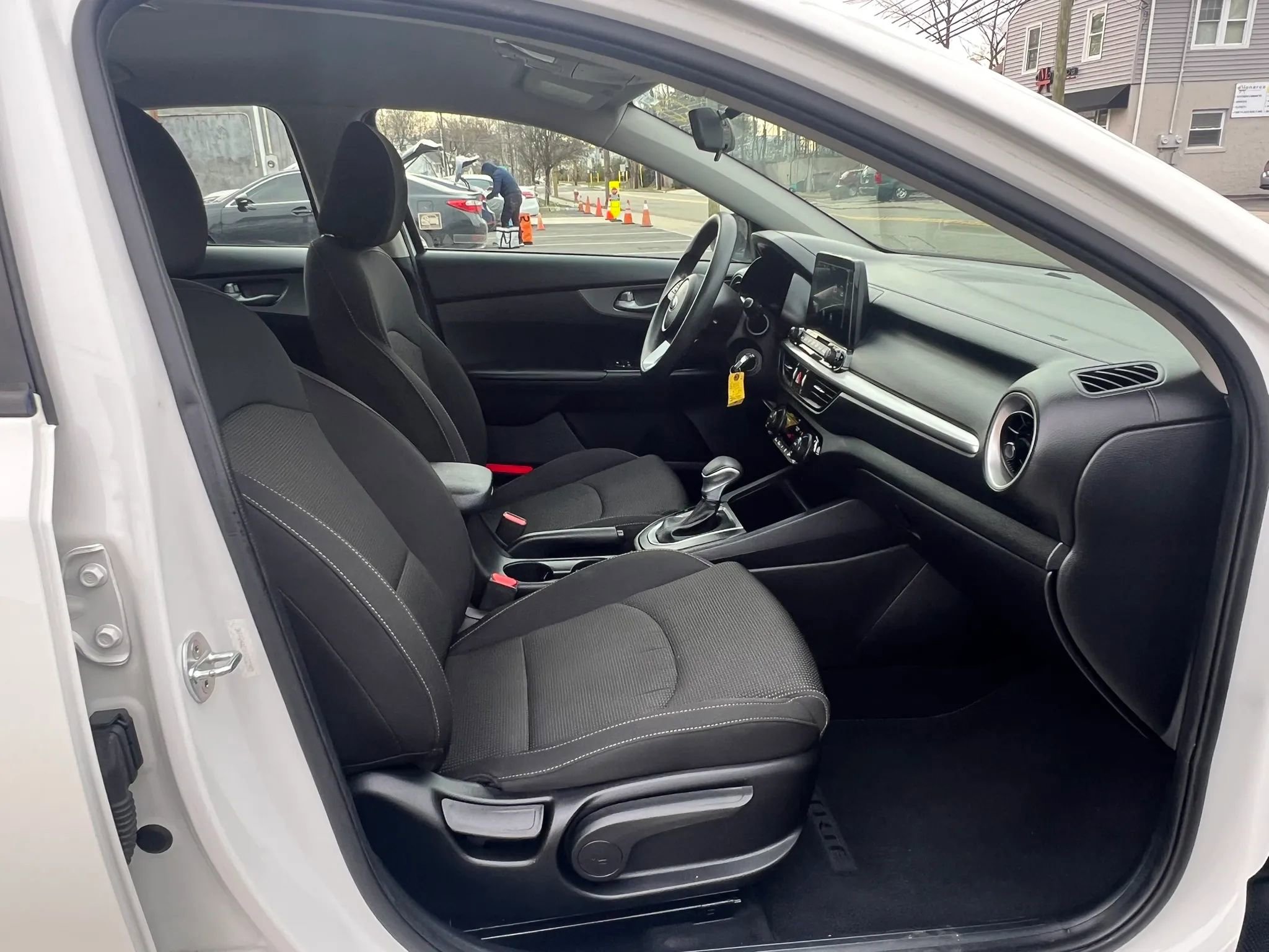 Used 2019 Kia Forte LXS FWD image 30
