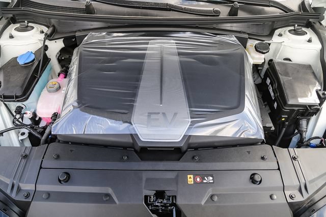New 2024 Kia EV6 Light RWD image 14