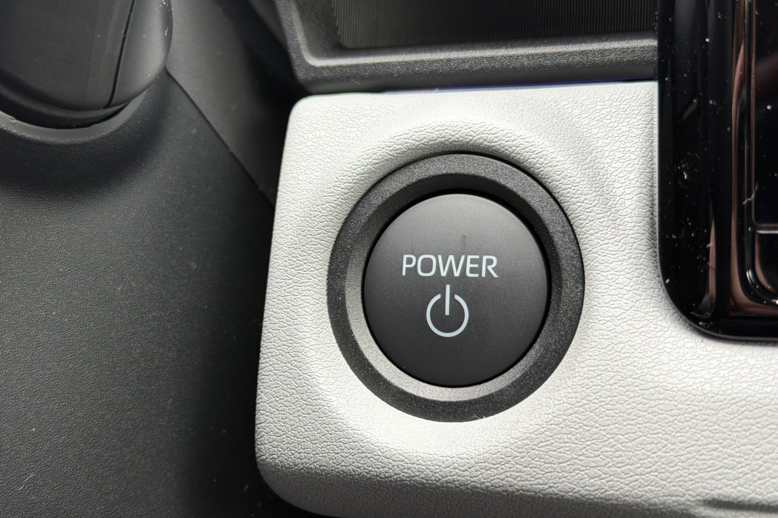 New 2026 Subaru Uncharted AWD image 22
