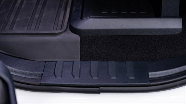 Used 2025 Ford F150 Lariat image 39