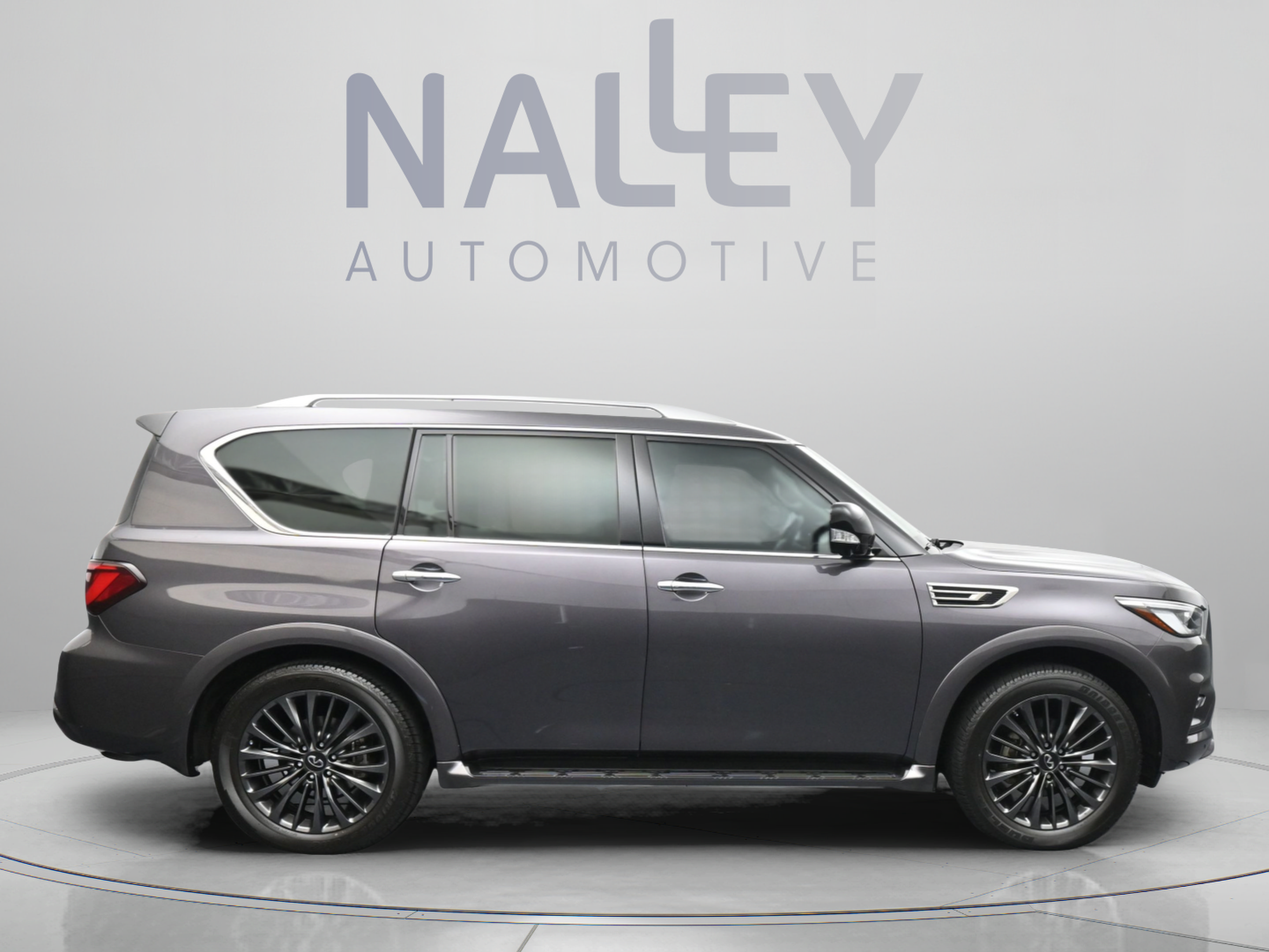 Used 2023 INFINITI QX80 Premium Select w/ Cargo Package RWD image 18