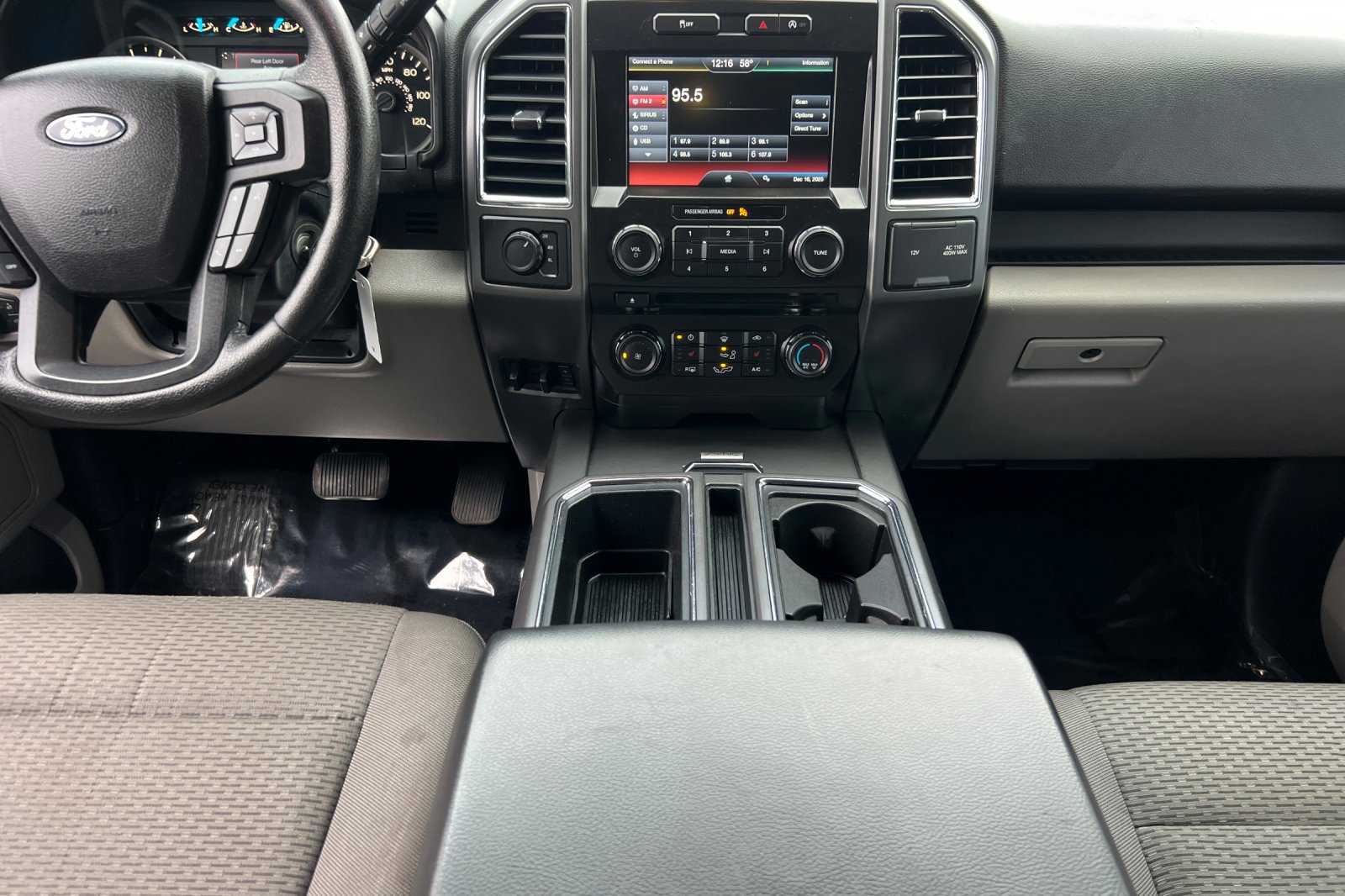 Used 2015 Ford F150 XLT w/ Equipment Group 302A Luxury image 11