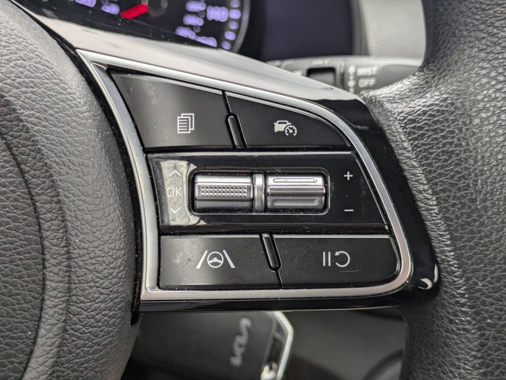 Used 2023 Kia Forte LXS w/ LXS Technology Package image 23