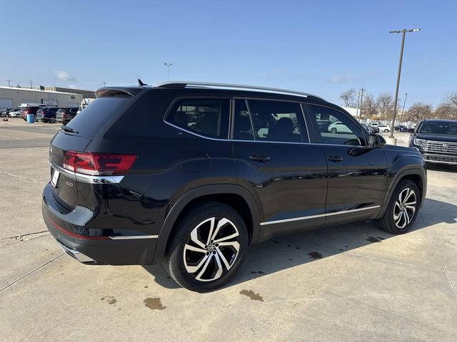 Used 2022 Volkswagen Atlas SEL image 2