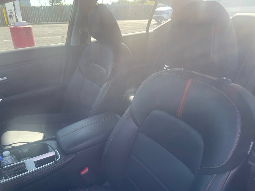 Certified 2023 Nissan Sentra SR w/ SR Premium Package FWD image 9
