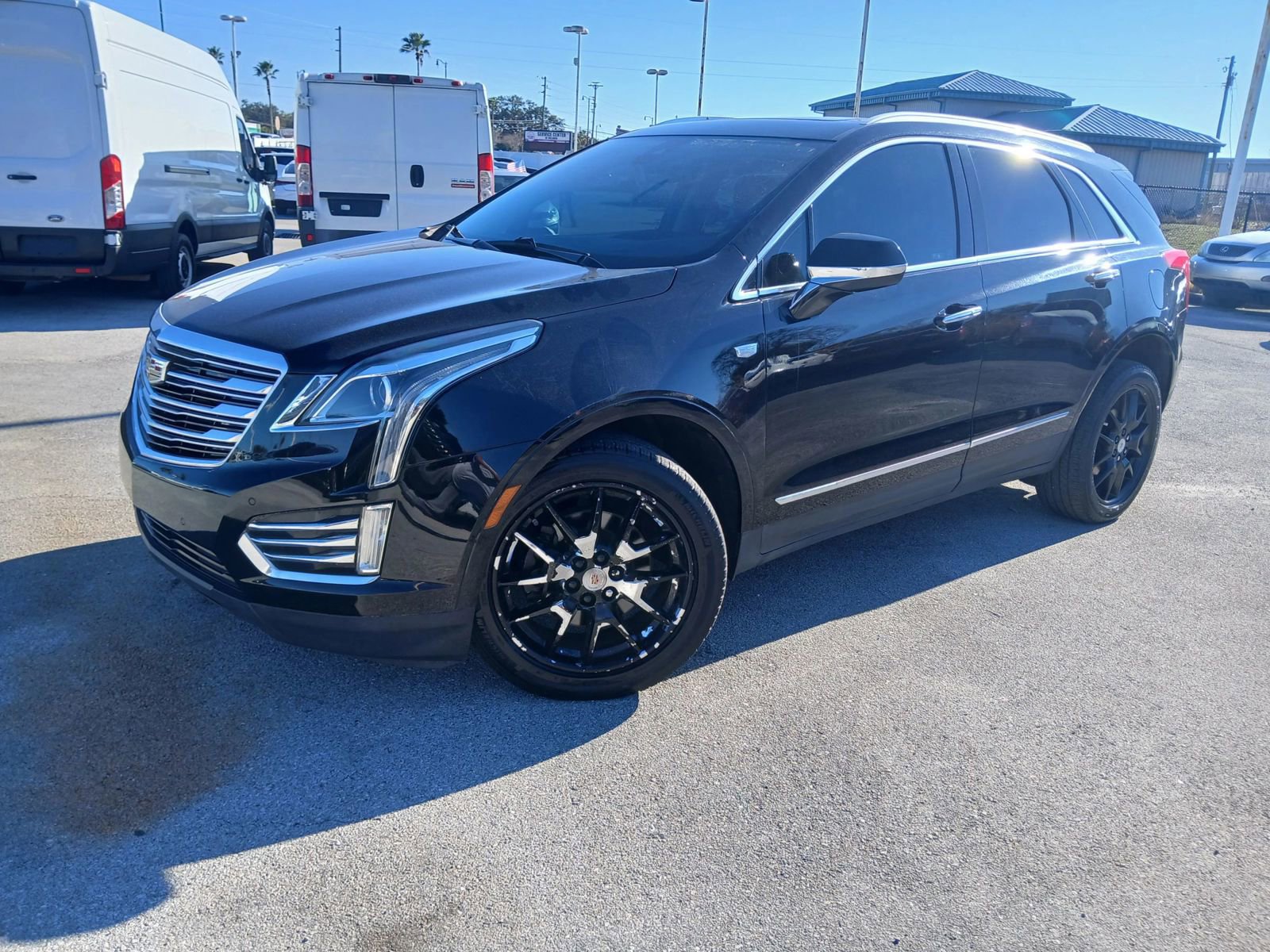 Used 2017 Cadillac XT5 Luxury w/ Driver Awareness Package image 2