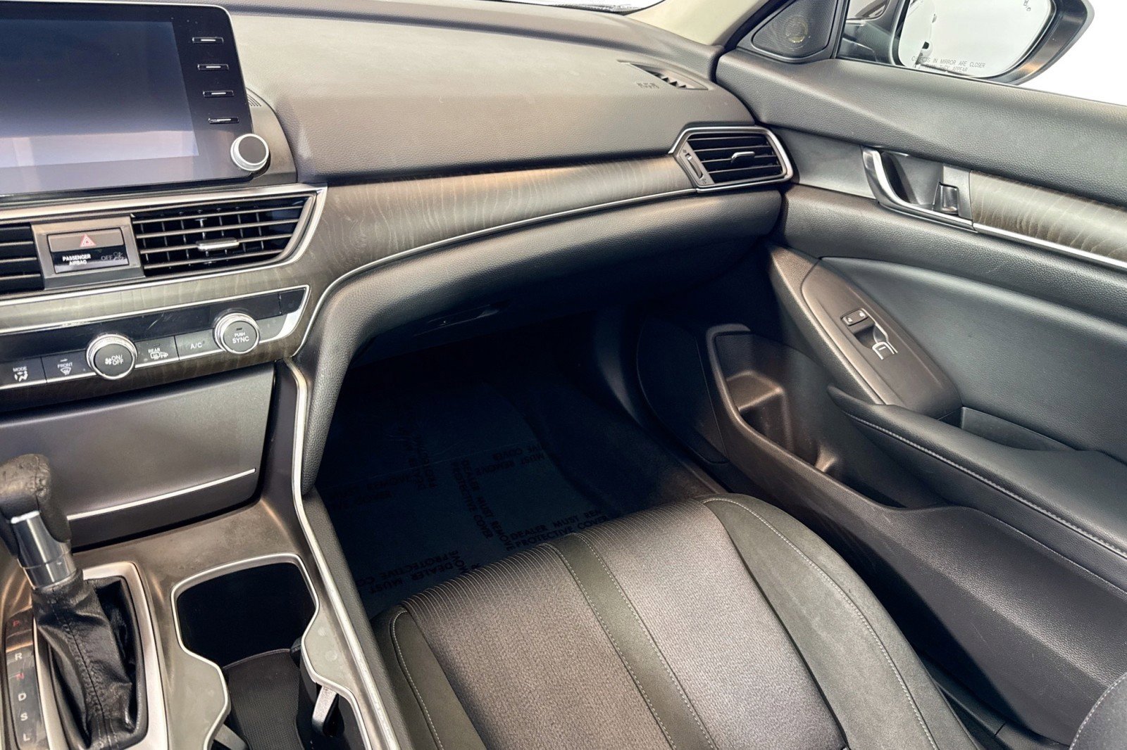 Used 2018 Honda Accord EX image 21