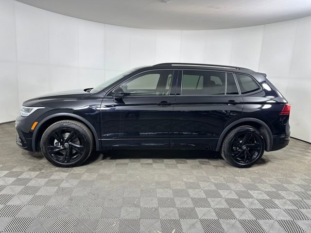 Used 2024 Volkswagen Tiguan SE R-Line image 6