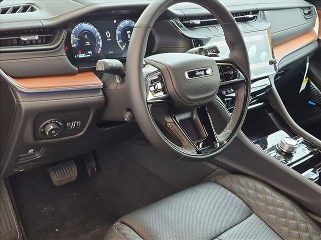 New 2027 Jeep Grand Cherokee Summit AWD/4WD image 3