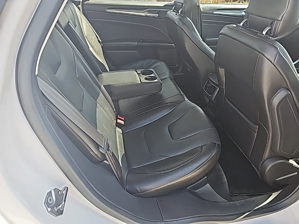 Used 2013 Ford Fusion Titanium w/ Titanium Driver Assist Pkg image 21