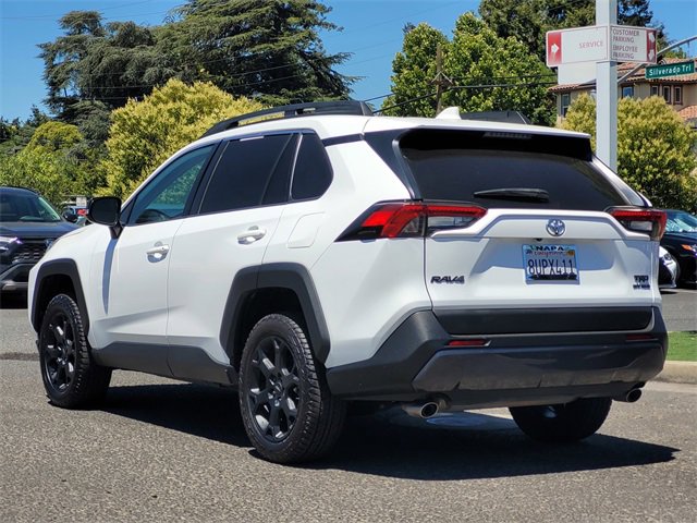 Used 2021 Toyota RAV4 TRD Off-Road w/ TRD Off-Road Weather Package image 8