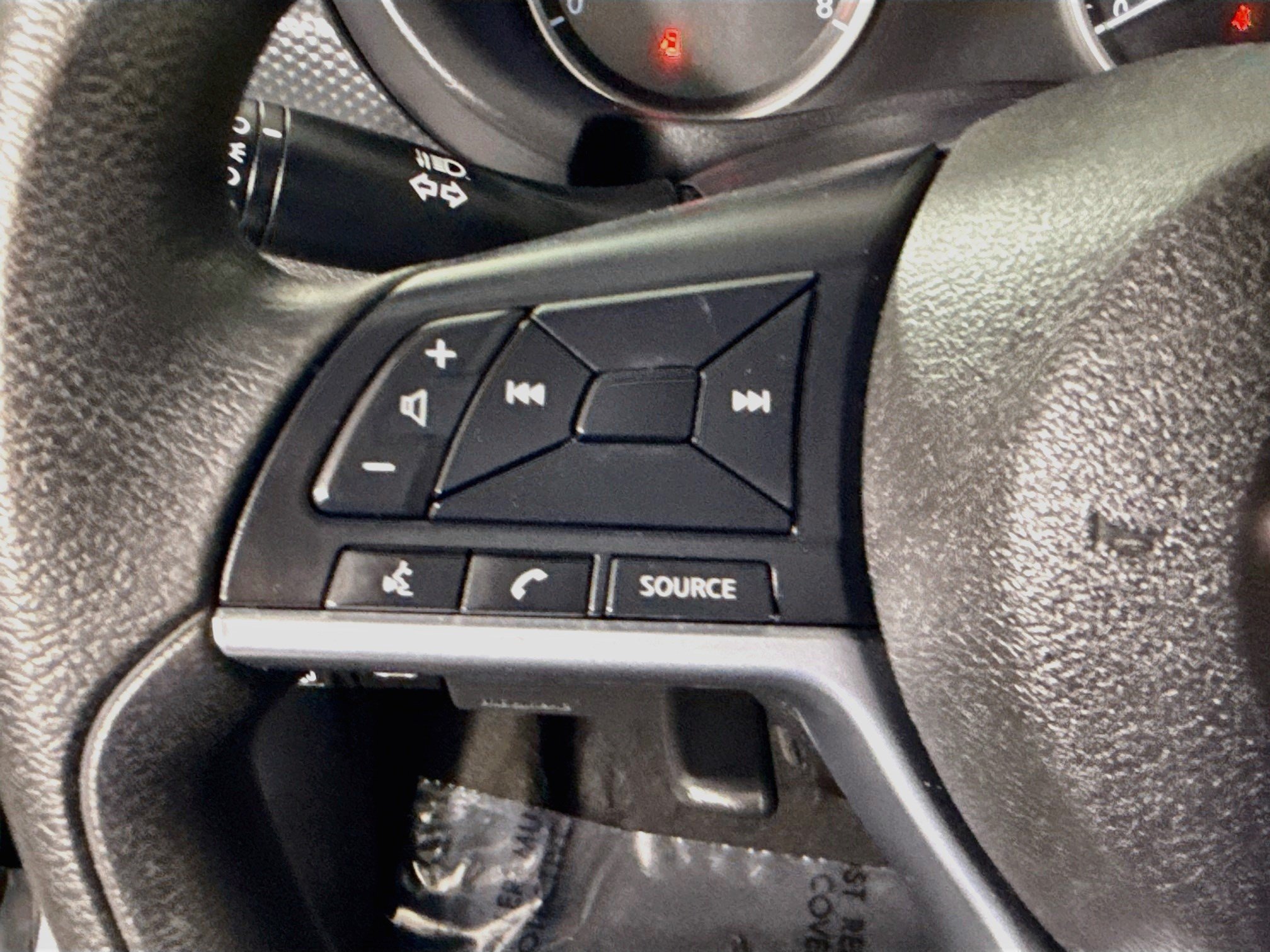 Used 2021 Nissan Kicks S FWD image 14