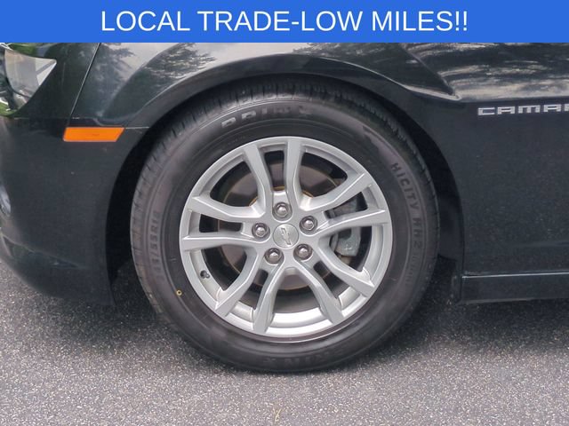 Used 2015 Chevrolet Camaro LS RWD image 10