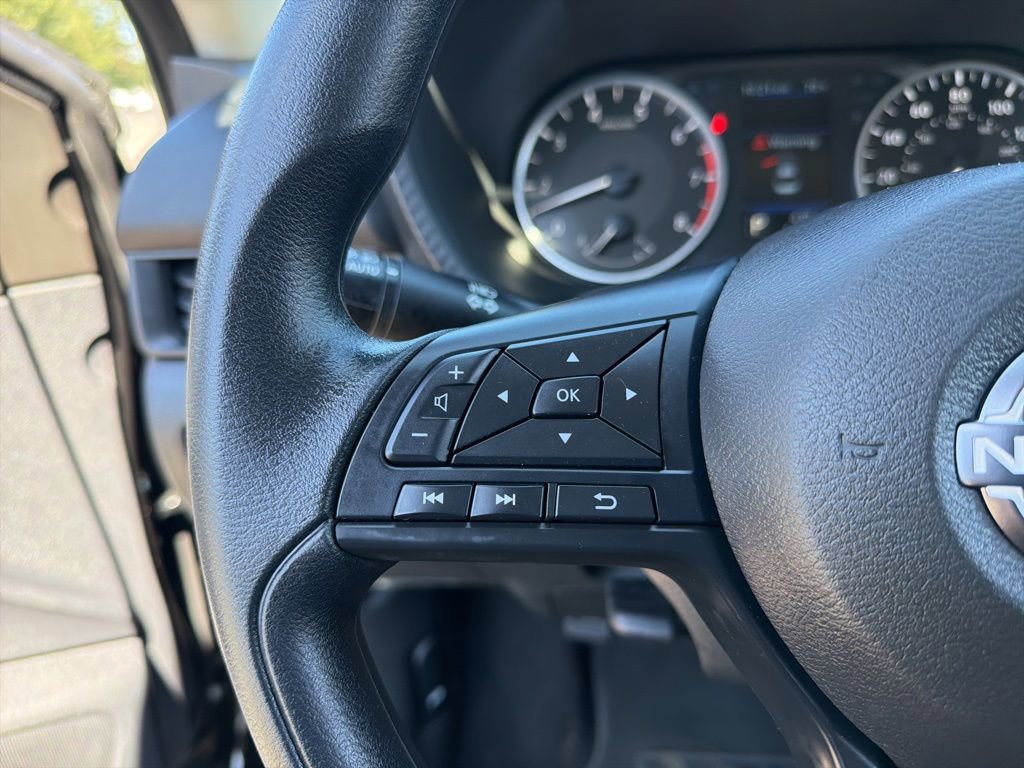 Used 2025 Nissan Sentra S FWD image 16