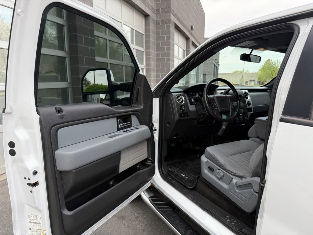 Used 2014 Ford F150 XLT w/ Equipment Group 302A Luxury image 30