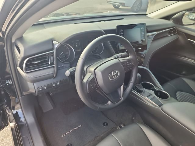 Used 2024 Toyota Camry SE w/ Convenience Package image 8