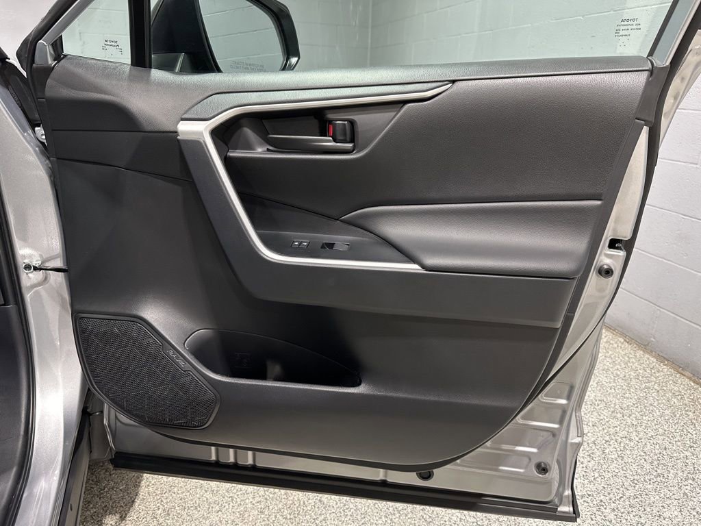 Certified 2025 Toyota RAV4 LE image 17