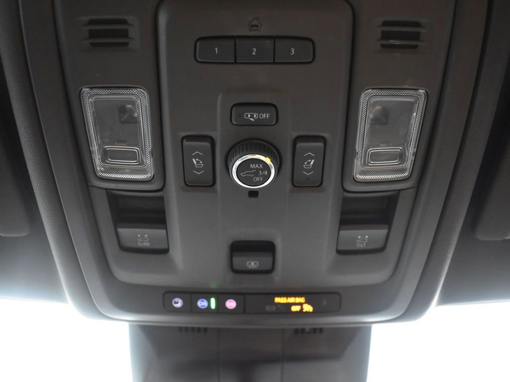 Used 2023 Cadillac Escalade ESV Premium Luxury image 26