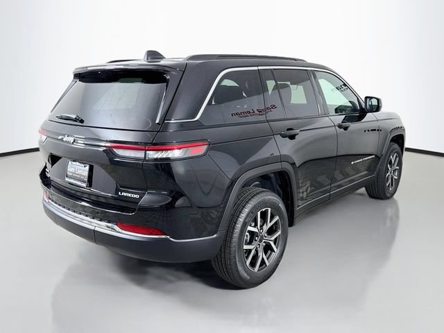 New 2027 Jeep Grand Cherokee Laredo AWD/4WD image 7