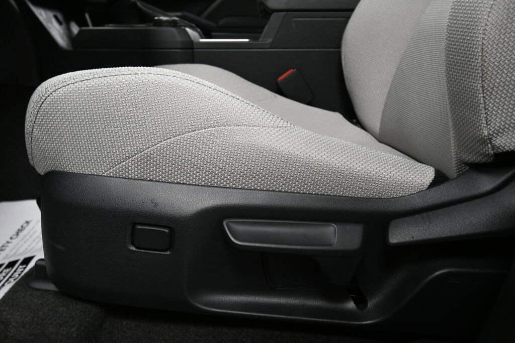 Used 2025 Toyota 4Runner SR5 image 10