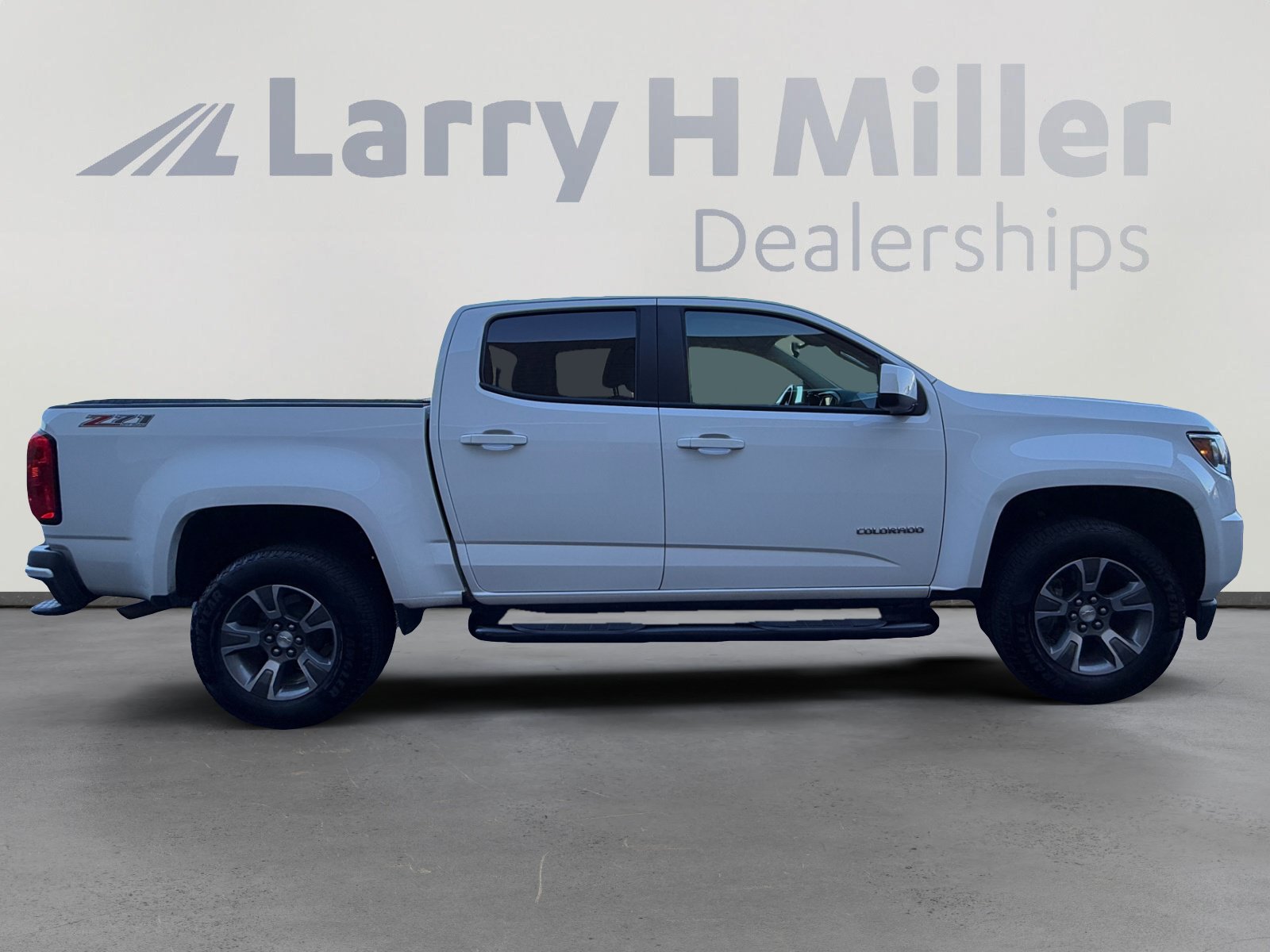 Used 2019 Chevrolet Colorado Z71 AWD/4WD image 6