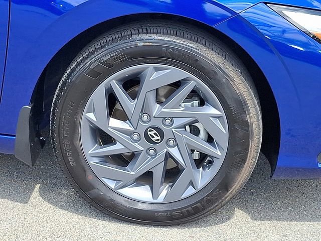 Certified 2024 Hyundai Elantra SEL FWD image 8