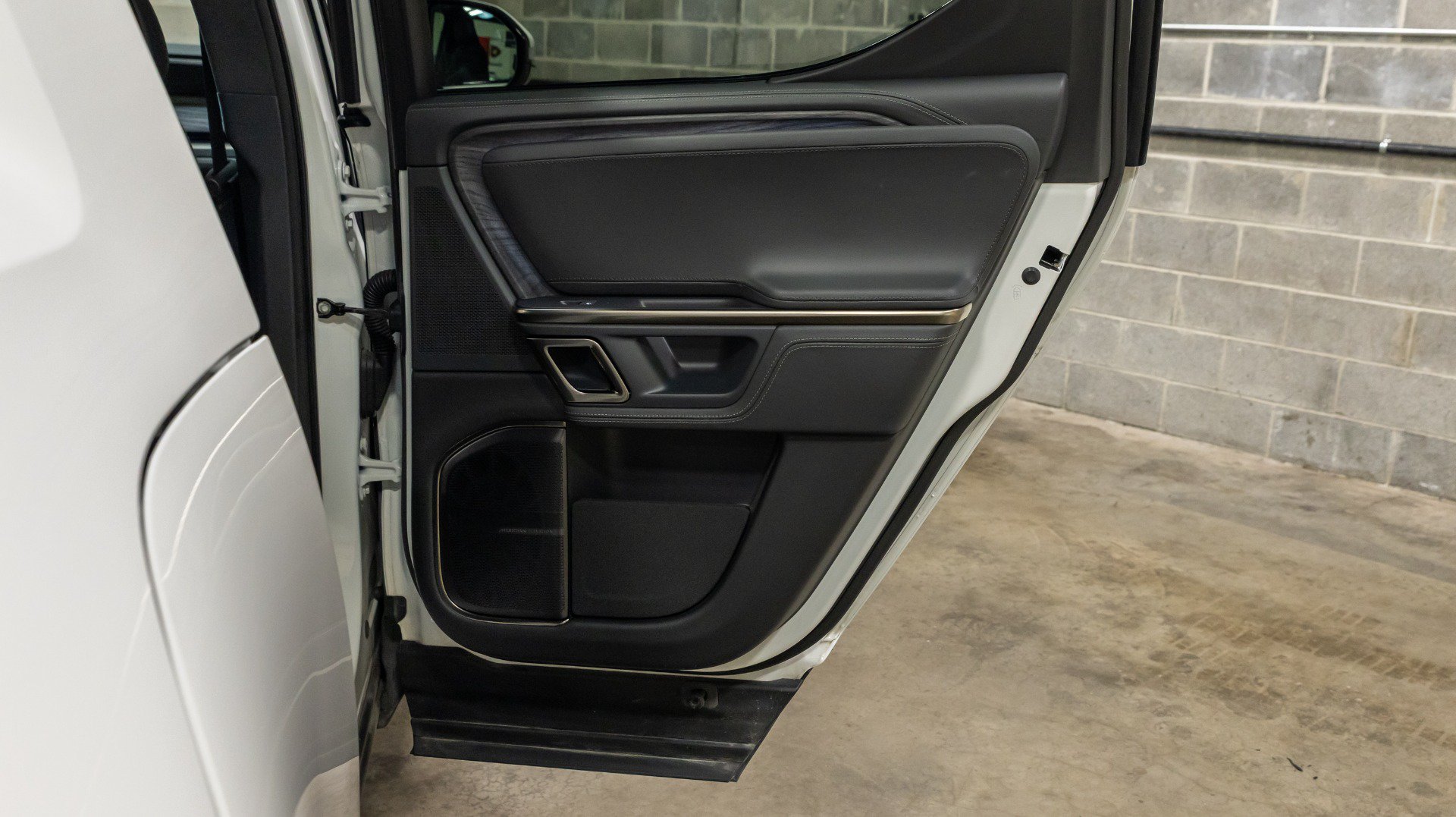 Used 2022 Rivian R1T Adventure AWD/4WD image 59