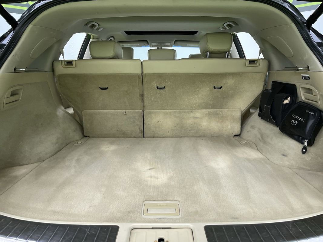 Used 2011 INFINITI FX35 AWD w/ Premium Pkg image 28