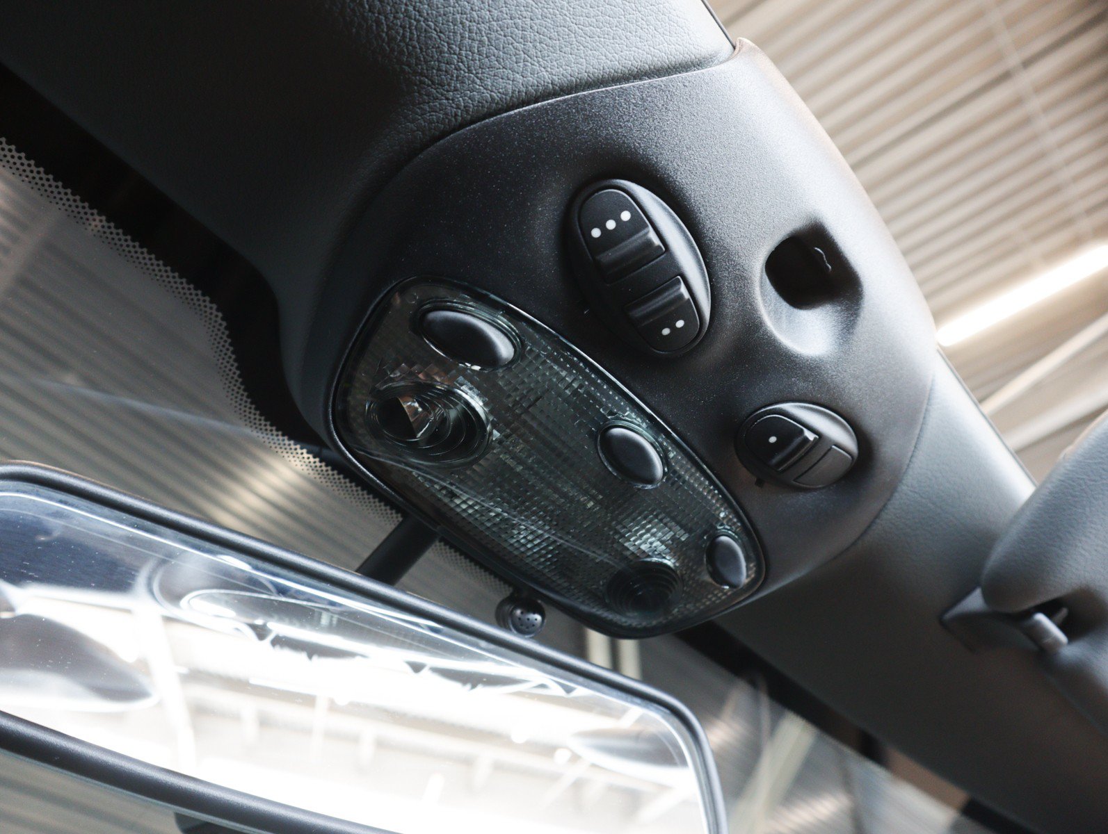 Used 2006 Porsche 911 Carrera RWD image 22