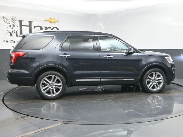 Used 2017 Ford Explorer Limited AWD/4WD image 36