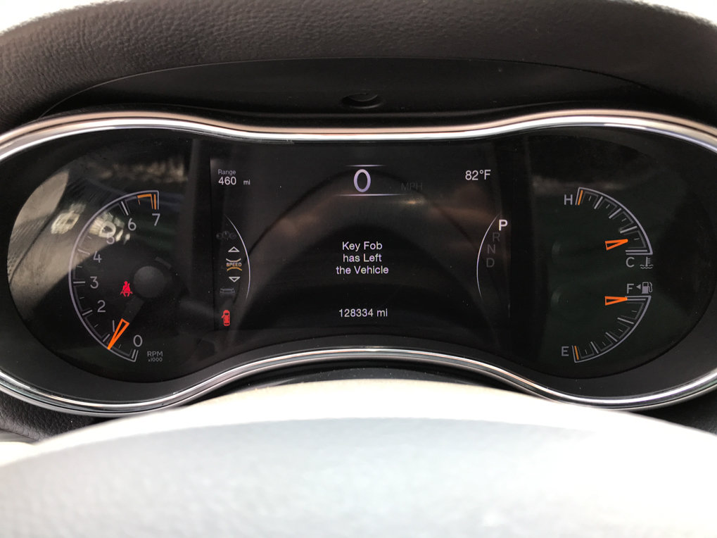 Used 2020 Jeep Grand Cherokee Laredo w/ Laredo X Package AWD/4WD image 16