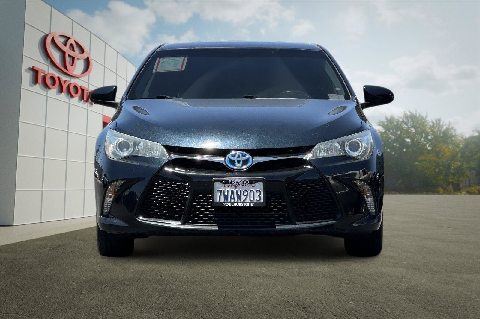 Used 2017 Toyota Camry SE FWD image 8