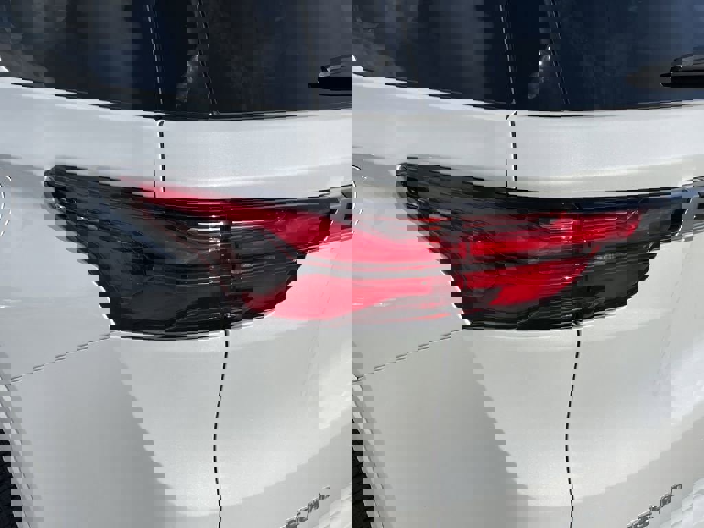 Certified 2023 Chevrolet Traverse Premier image 8