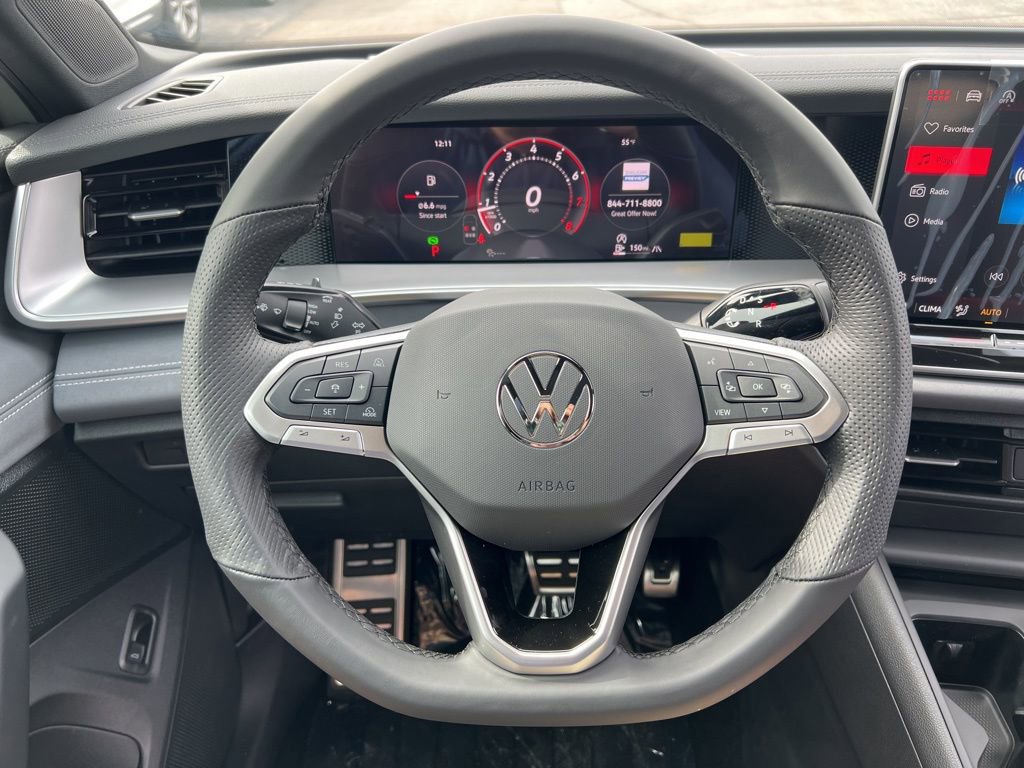 New 2026 Volkswagen Tiguan SE R-Line image 15