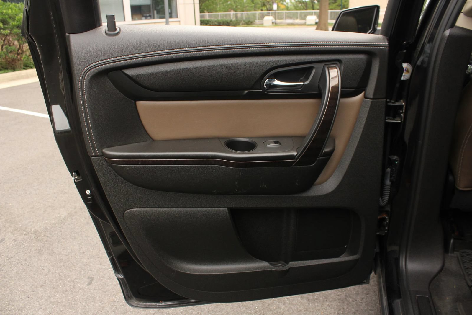 Used 2017 GMC Acadia Limited SLT AWD/4WD image 21