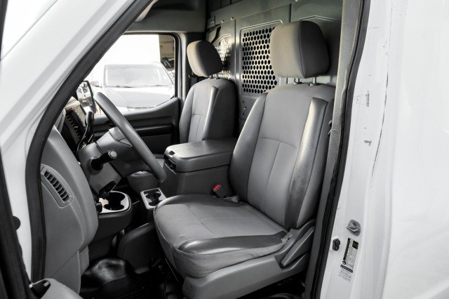 Used 2020 Nissan NV 2500 SV RWD image 26