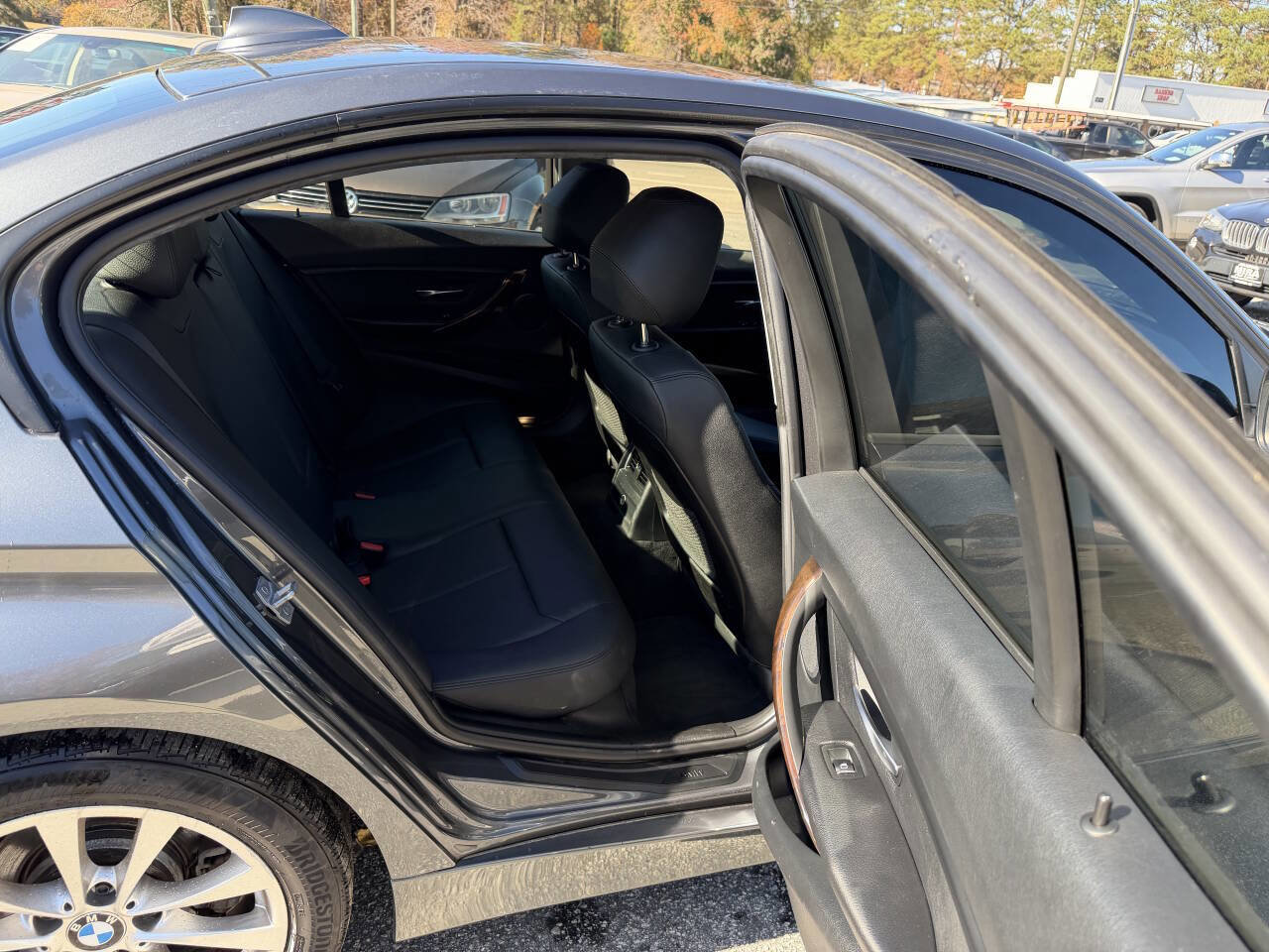 Used 2016 BMW 320i xDrive Sedan image 18