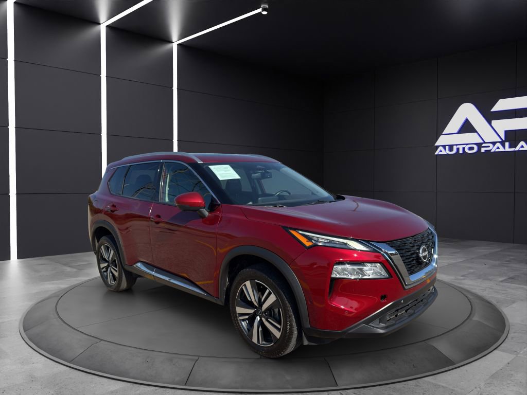 Used 2023 Nissan Rogue SL w/ SL Premium Package image 3