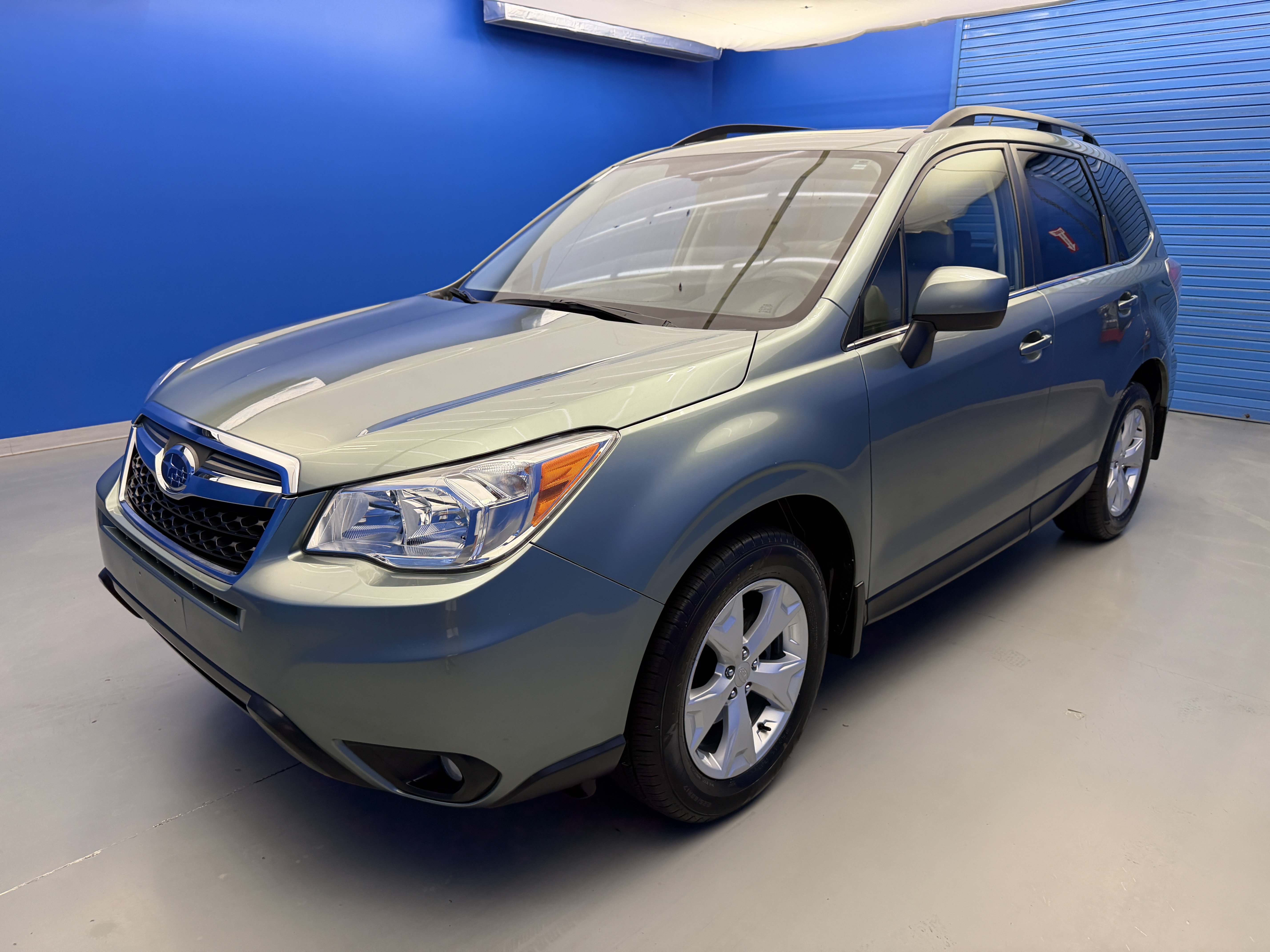 Used 2014 Subaru Forester 2.5i Limited w/ Popular Package #2 AWD/4WD image 4