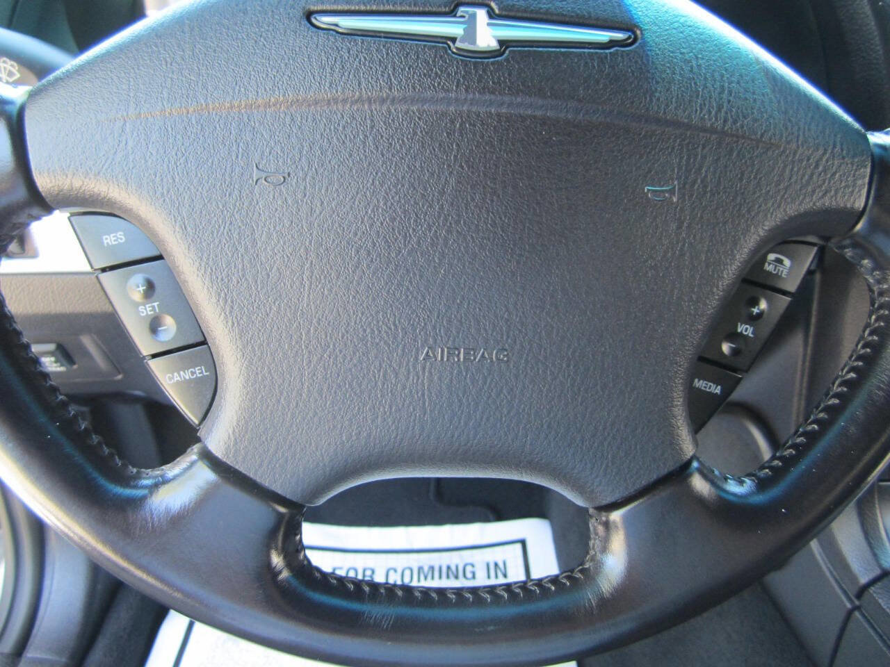 Used 2004 Ford Thunderbird Deluxe RWD image 39