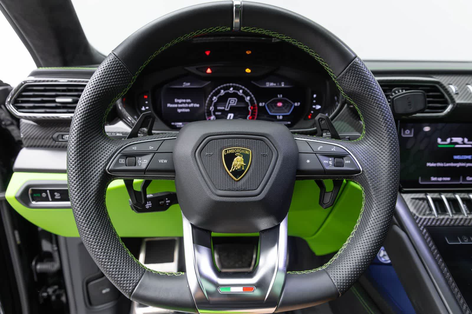 Used 2022 Lamborghini Urus AWD/4WD image 13