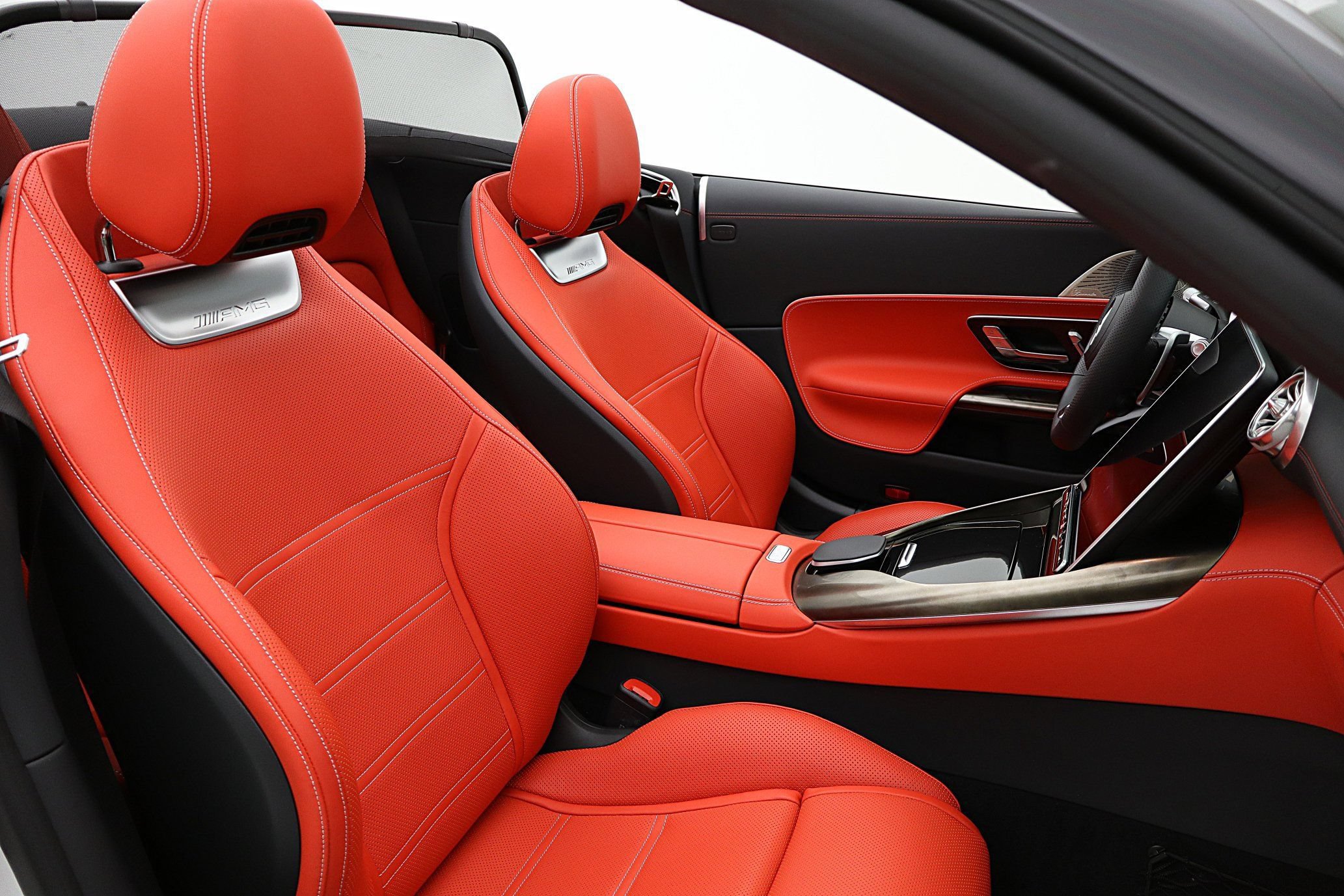 Used 2023 Mercedes-Benz SL 43 AMG image 32