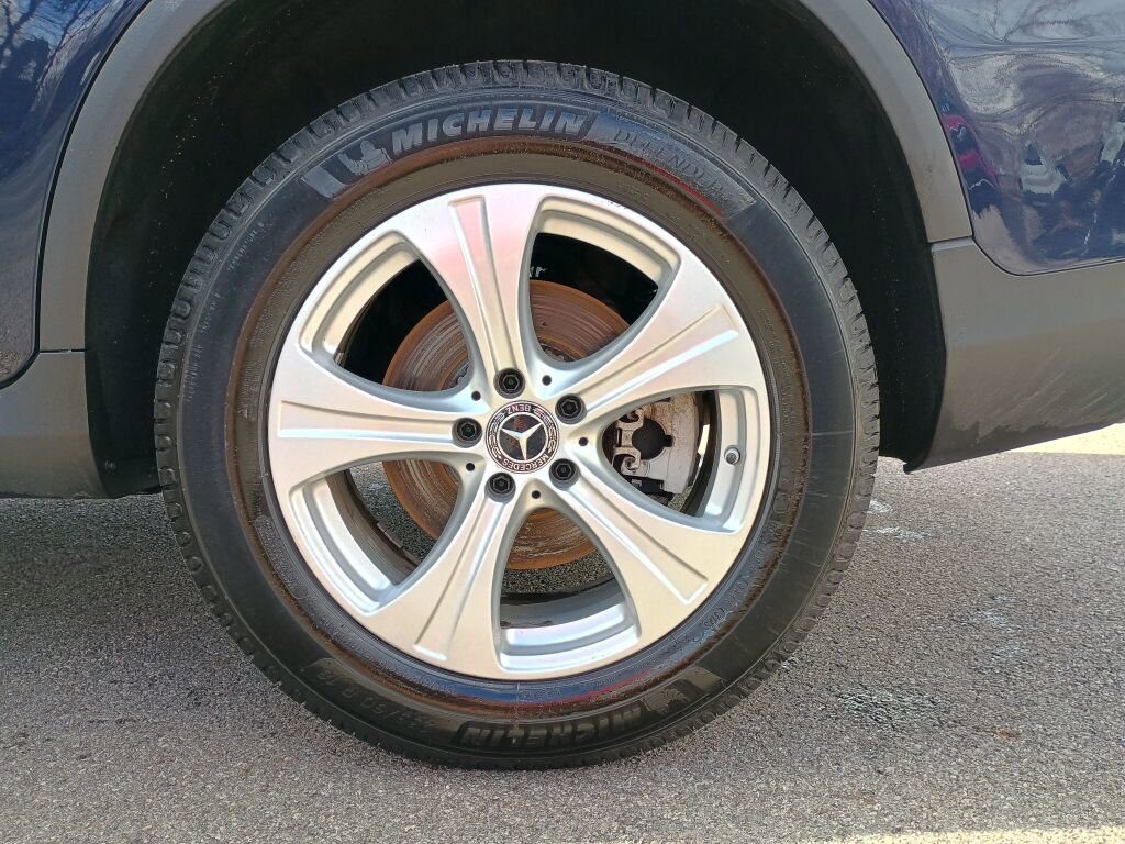 Used 2017 Mercedes-Benz GLC 300 4MATIC image 31