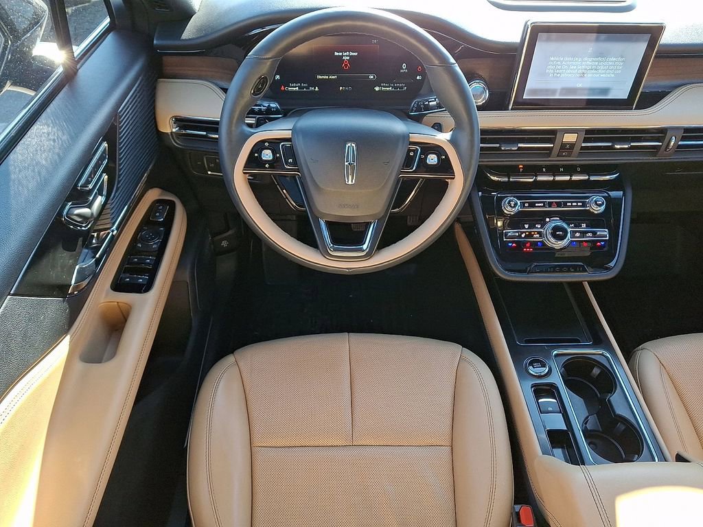 Used 2022 Lincoln Corsair Reserve image 12