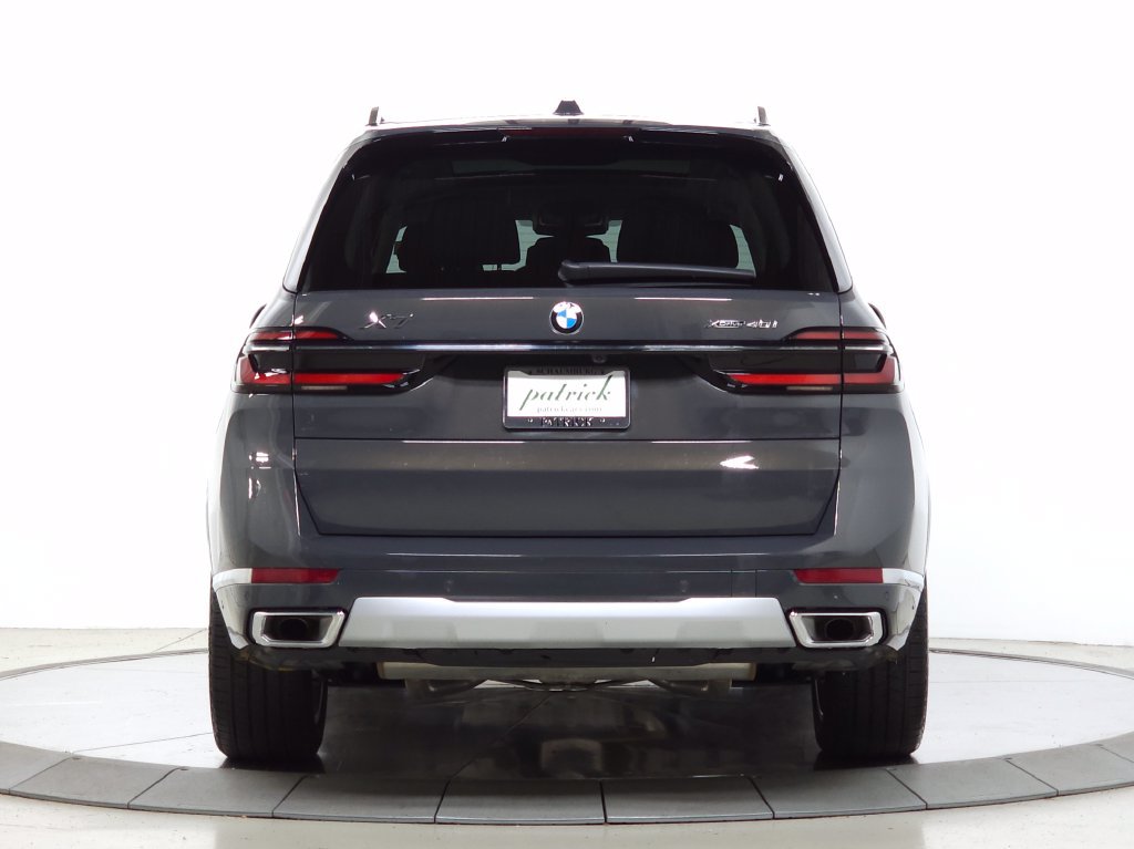 Used 2026 BMW X7 xDrive40i w/ Premium Package AWD/4WD image 6