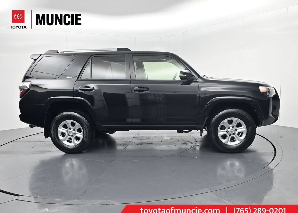 Used 2021 Toyota 4Runner SR5 Premium w/ Moonroof Package AWD/4WD image 1